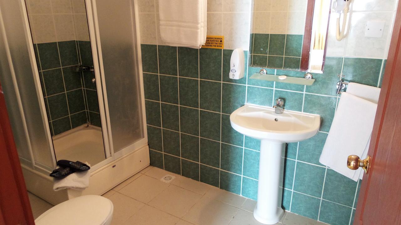 Kasgar Court Hotel Ayvaryara Eksteriør bilde